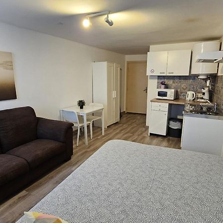 Chez Esmara Et Philippe Fourche Apartman Brüsszel Kültér fotó