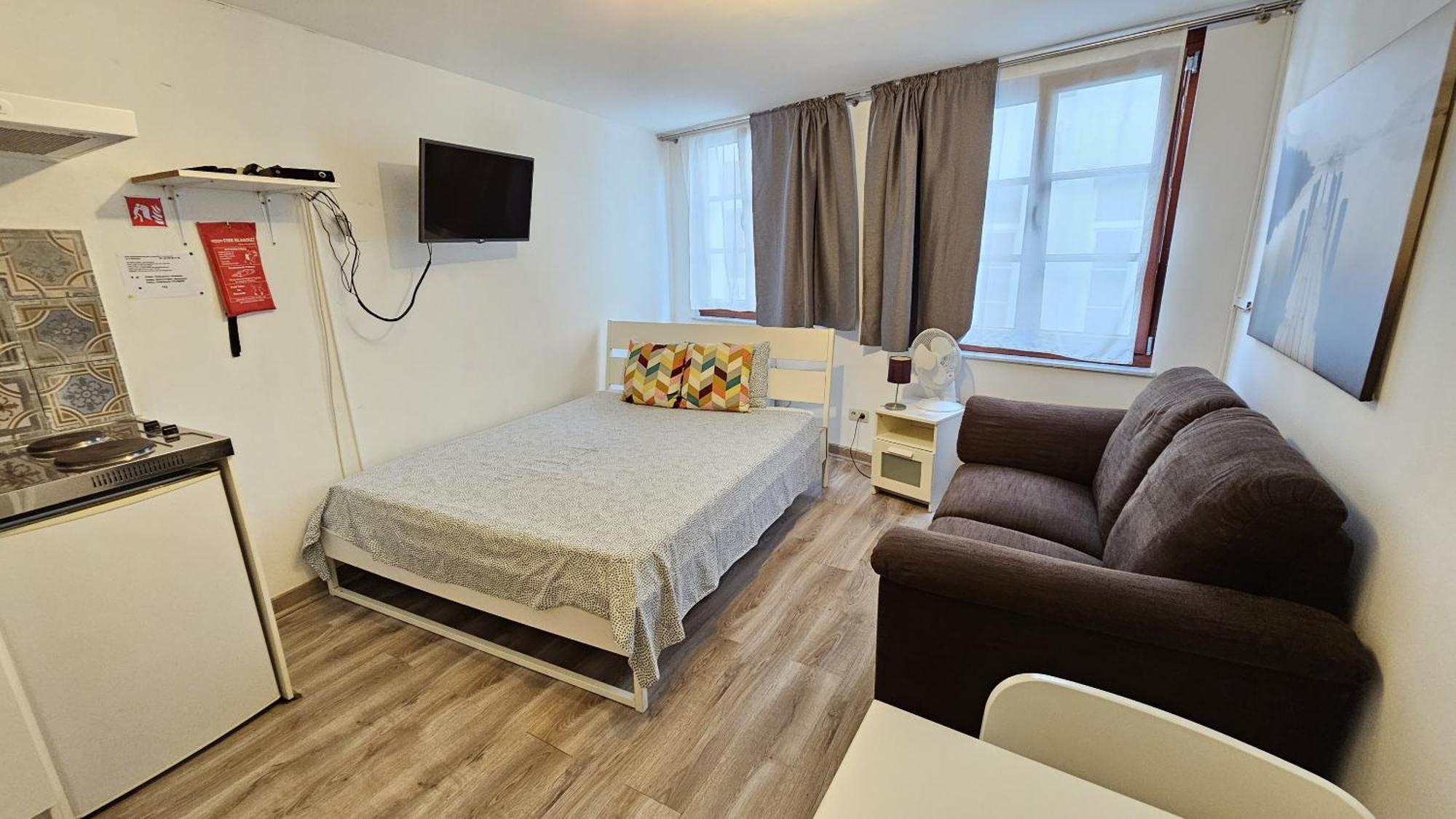 Chez Esmara Et Philippe Fourche Apartman Brüsszel Szoba fotó